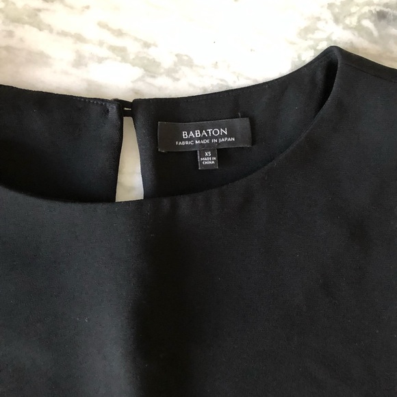 Babaton Sleeveless Crop Top - Picture 2 of 4